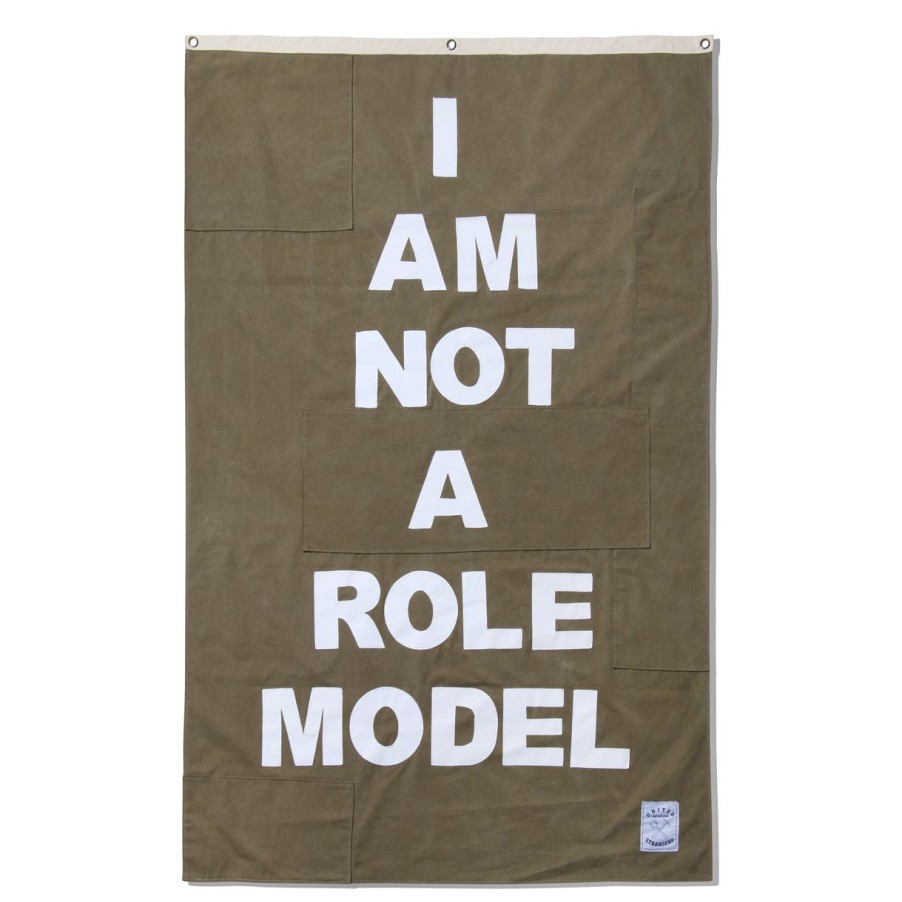 United Strangers Role Model Flag Online